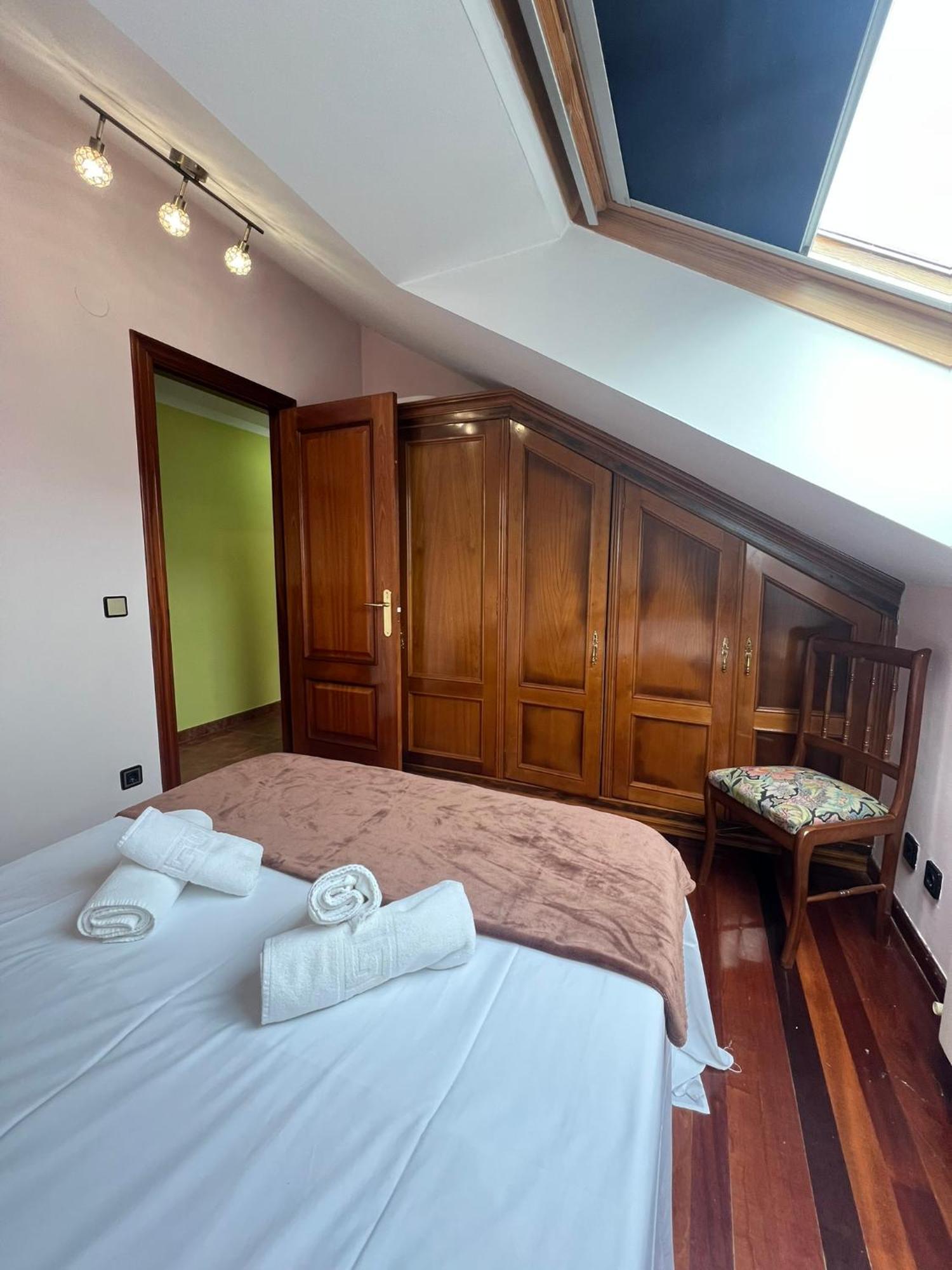 Gestiona2R- Casa Grande En El Centro De Llanes 빌라 외부 사진